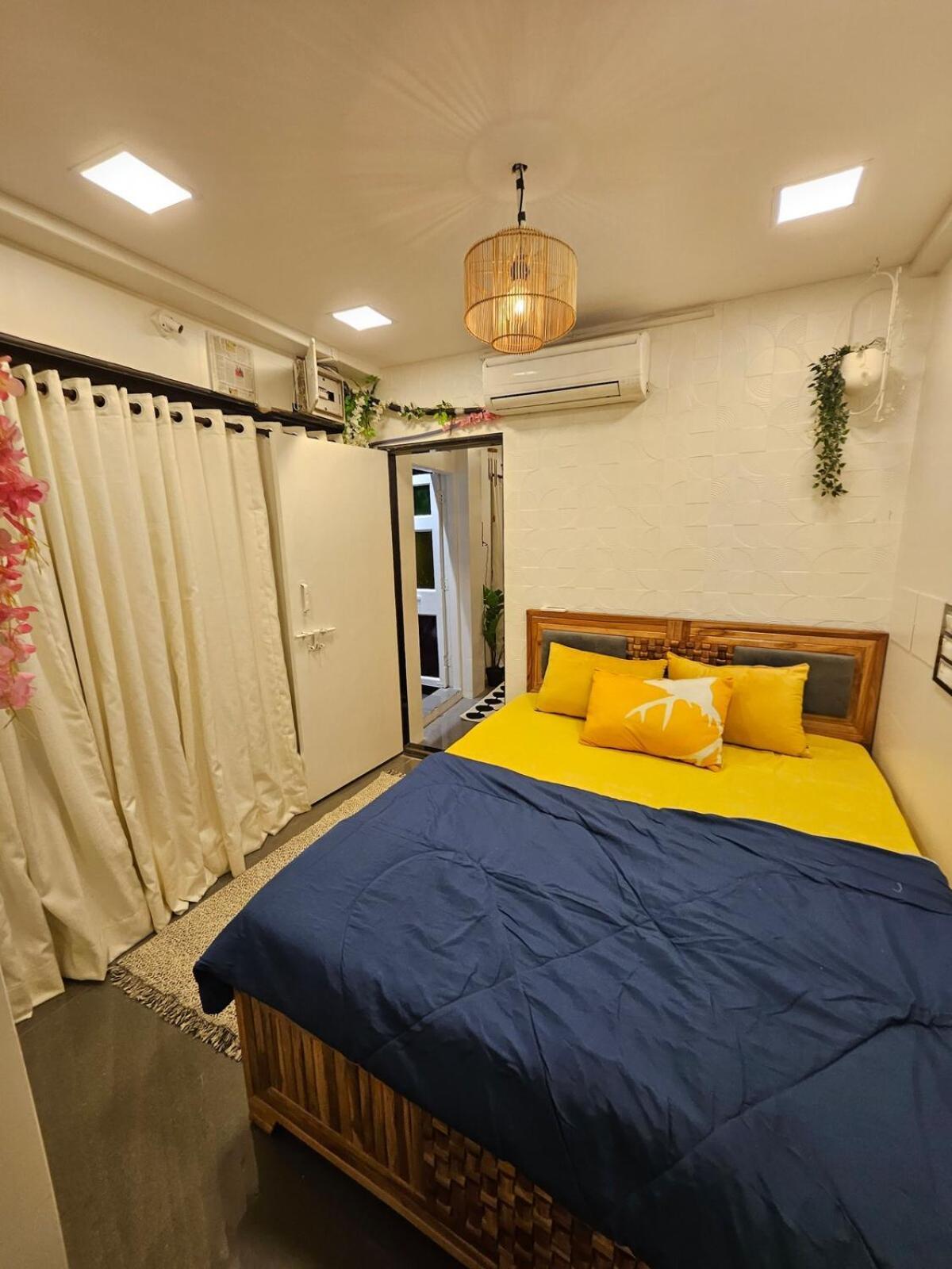 The Palihideaway- Hidden Gem In Pali Mala,bandra Bombaj